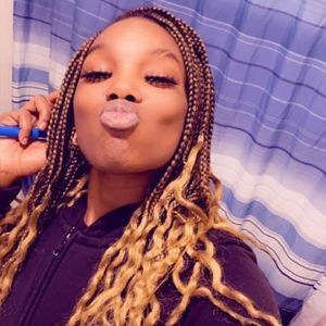 Meet your Posher, Chernell